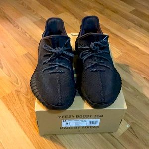 Yeezy V2 Black Non Reflective
